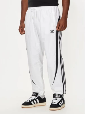 adidas Spodnie dresowe Archive IZ4830 Biały Regular Fit