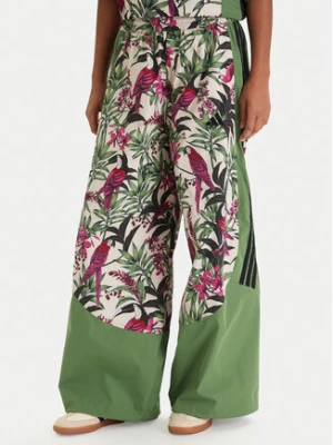 adidas Spodnie dresowe Farm Rio Premium KD4642 Zielony Loose Fit