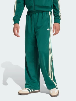 adidas Spodnie dresowe Firebird Loose Tracksuit HZ6656 Zielony Relaxed Fit