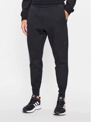 adidas Spodnie dresowe IN5102 Czarny Regular Fit