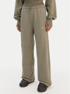 adidas Spodnie dresowe JM1099 Zielony Regular Fit