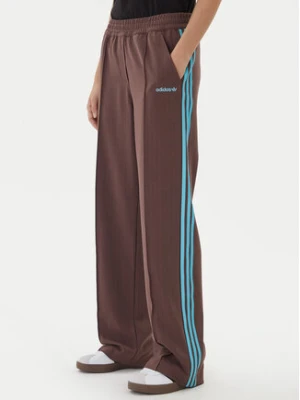 adidas Spodnie dresowe JX5308 Brązowy Regular Fit