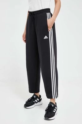 adidas spodnie dresowe Essentials kolor czarny z aplikacją HZ5748