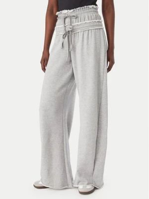 adidas Spodnie dresowe Sst Double Waisted Pant KT1932 Szary Relaxed Fit