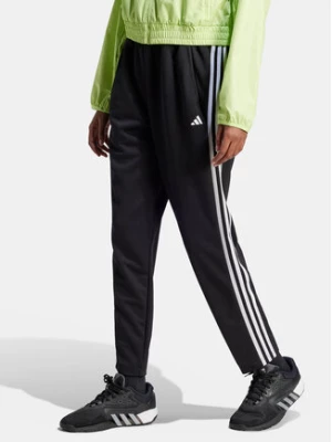 adidas Spodnie dresowe Train Essentials HZ5646 Czarny Loose Fit