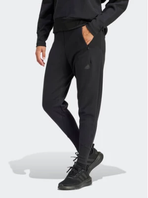 adidas Spodnie dresowe Z.N.E. Winterized IN9476 Czarny Regular Fit
