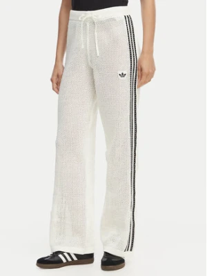 adidas Spodnie dzianinowe Firebird KC6493 Biały Regular Fit