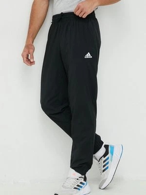 adidas spodnie treningowe Essentials kolor czarny gładkie IC9424