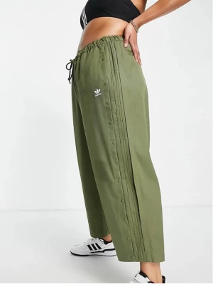 adidas Spodnie w kolorze khaki rozmiar: XL