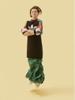 adidas Sukienka codzienna adicolor HK0289 Czarny Slim Fit