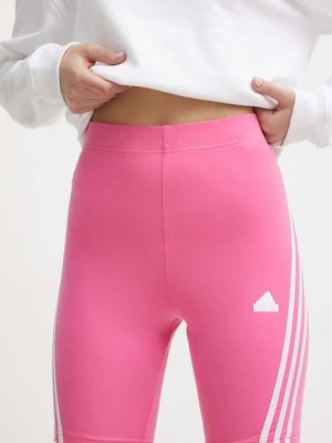 adidas szorty damskie kolor różowy z aplikacją high waist IS3630