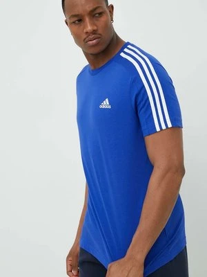 adidas t-shirt bawełniany Essentials kolor niebieski z aplikacją IC9338