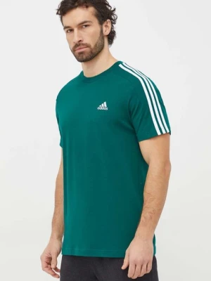 adidas t-shirt bawełniany Essentials męski kolor zielony z aplikacją IS1333