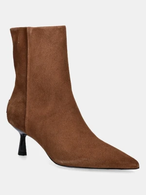 AllSaints botki zamszowe VIVIAN SUEDE BOOT damskie kolor brązowy na szpilce W009FD