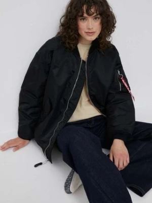 Alpha Industries kurtka bomber MA-1 CORE WMN damski kolor czarny zimowa oversize 108010.03-Black