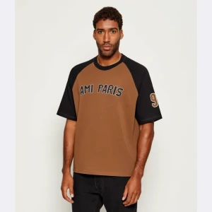 AMI Paris T-shirt | Relaxed fit