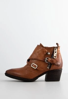 Ankle boot a.s.98