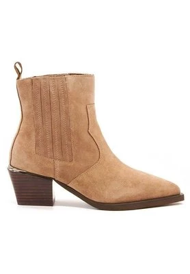 Ankle boot Alma en Pena