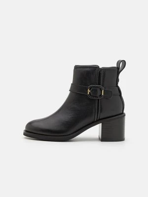 Ankle boot Clarks