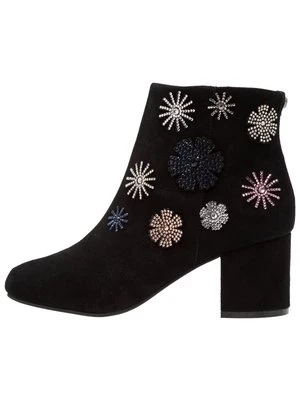 Botki do kostki Guess