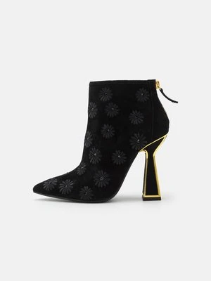 Ankle boot Kat Maconie