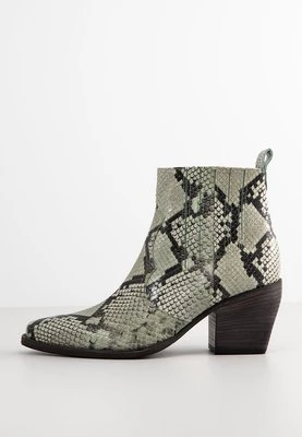 Ankle boot Kennel + Schmenger