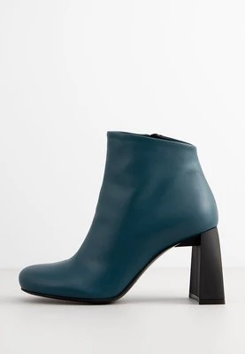 Ankle boot Nina Ricci