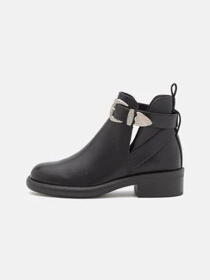 Ankle boot ONLY SHOES