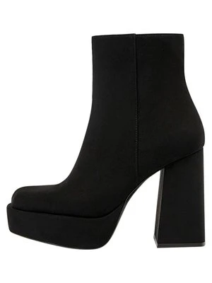 Ankle boot PULL&BEAR