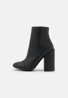 Ankle boot Raid