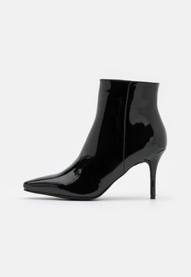 Ankle boot Raid