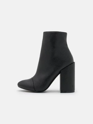 Ankle boot Raid