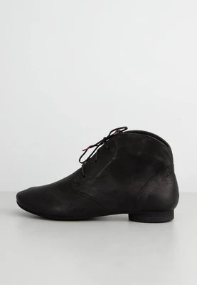 Ankle boot Think!