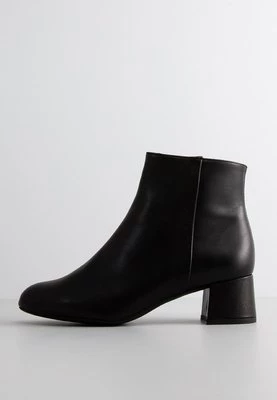 Ankle boot Unisa