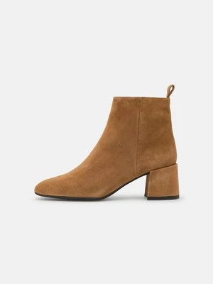Ankle boot Unisa