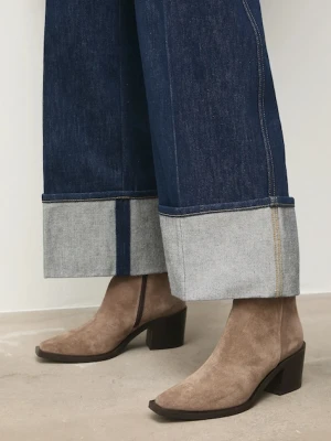 Answear.LAB botki zamszowe kolor beżowy na słupku lekko ocieplone