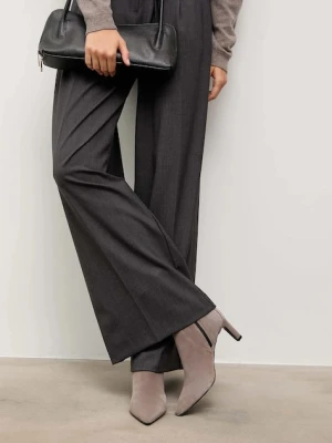 Answear.LAB botki zamszowe kolor szary na słupku