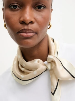 Answear.LAB chusta jedwabna z kolekcji Unscripted