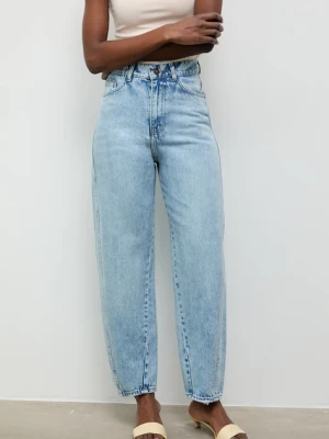 Answear.LAB jeansy mom fit damskie
