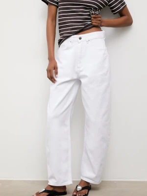 Answear.LAB jeansy mom fit damskie