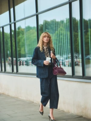 Answear.LAB spodnie damskie kolor granatowy szerokie high waist