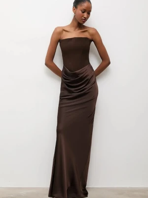 Answear.LAB sukienka kolor brązowy maxi dopasowana