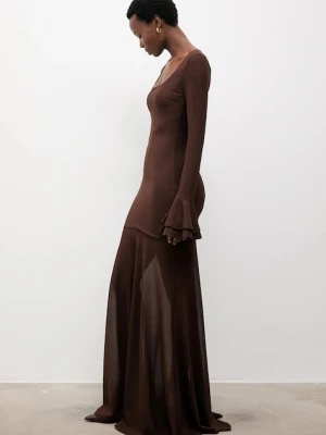 Answear.LAB sukienka kolor brązowy maxi rozkloszowana