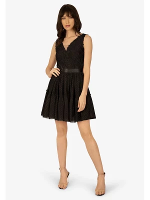 APART Sukienka w kolorze czarnym rozmiar: 40