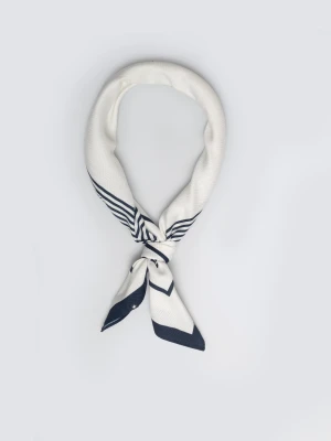 Apaszka damska w geometryczne wzory biała Verna 100 BIG STAR