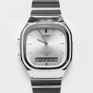 AQ-240E-7AEF Casio srebrny