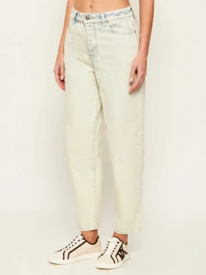 Armani Exchange Jeansy J51 | carrot fit