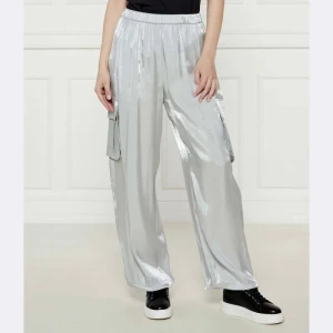 Armani Exchange Satynowe spodnie cargo | Loose fit