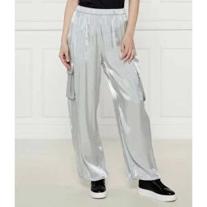 Armani Exchange Satynowe spodnie cargo | Loose fit