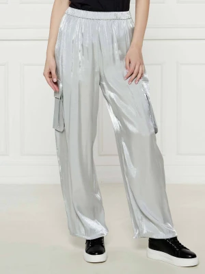 Armani Exchange Satynowe spodnie cargo | Loose fit srebrny